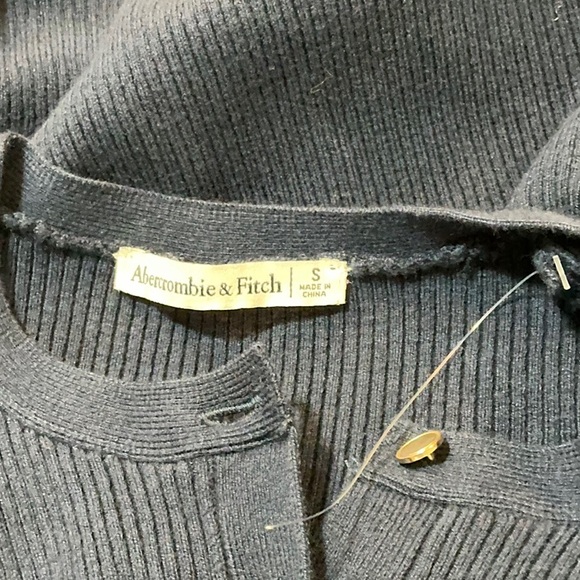 NWOT Abercrombie and Fitch knit long sleeve navy blue Ribbed Shirt Sz S - Picture 5 of 6